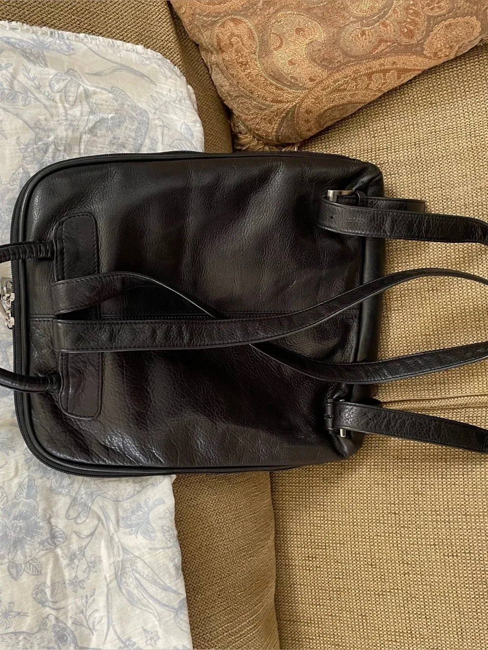 Vintage Black pebbled leather backpack purse